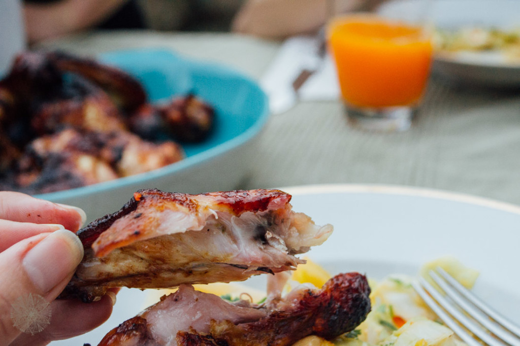 Asiatische Chicken Wings mit gegrilltem Kohlsalat - FrauBpunkt